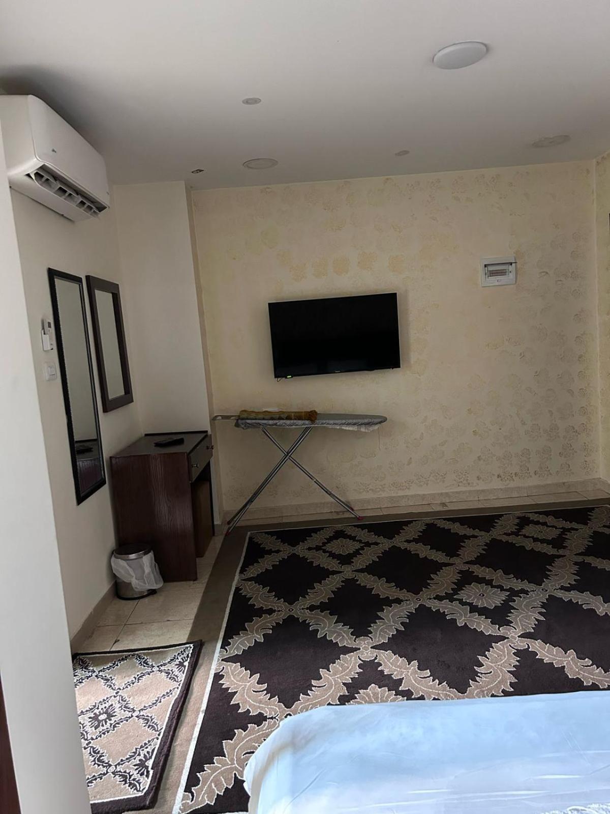 Robou Al Sharq Aparthotel Amman Exteriör bild