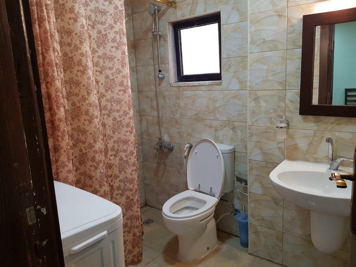 Robou Al Sharq Aparthotel Amman Exteriör bild
